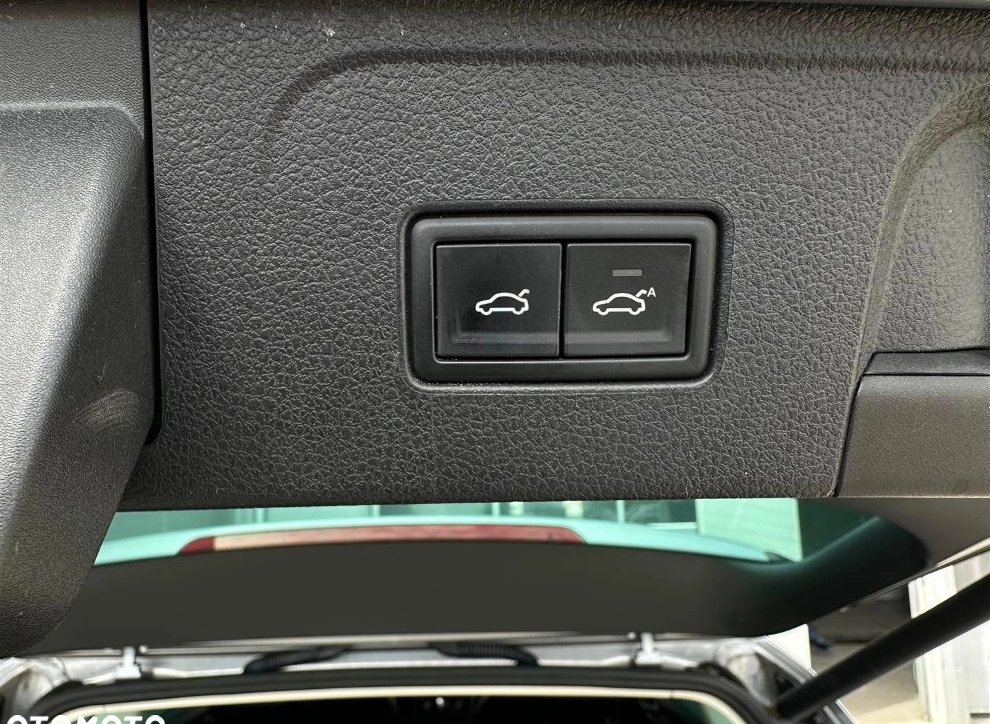 Volkswagen Passat cena 94900 przebieg: 106800, rok produkcji 2018 z Krasnystaw małe 742